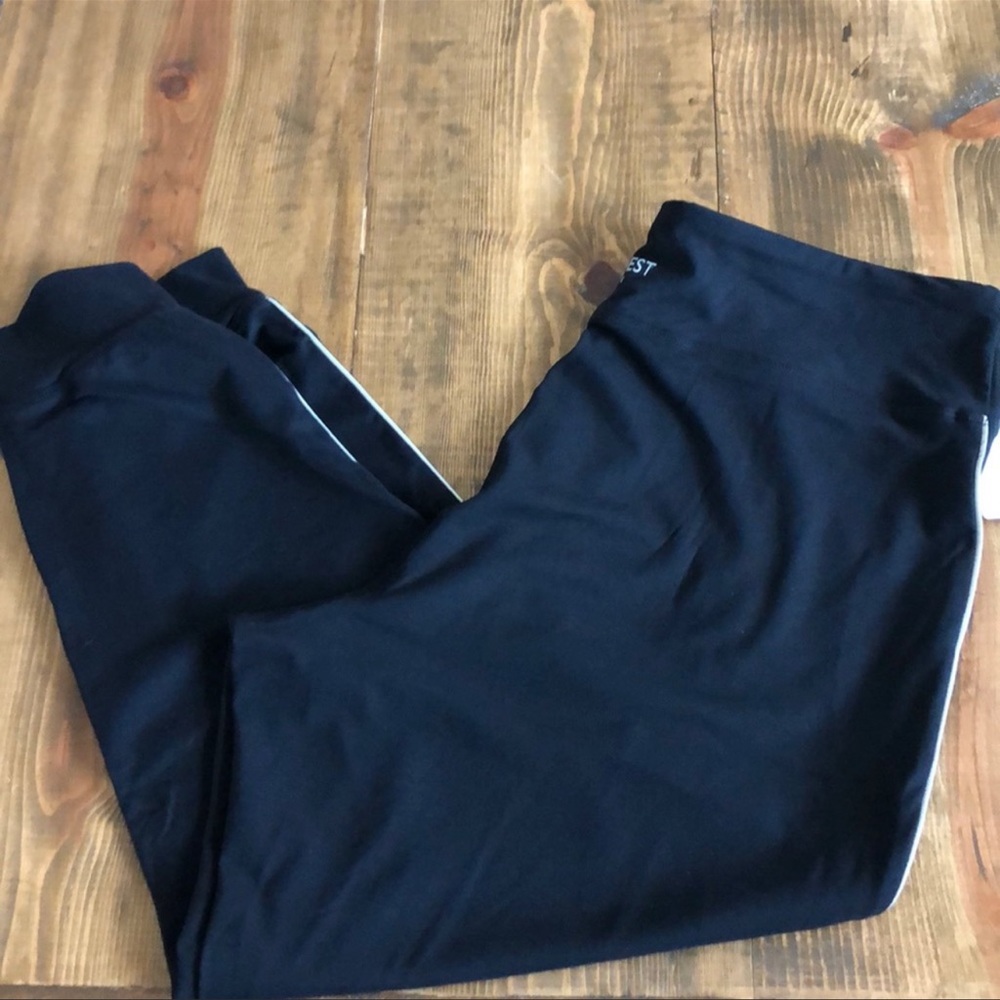 Nine West Active Legging/jogging Pants. NWT. Reflective detail. Soft